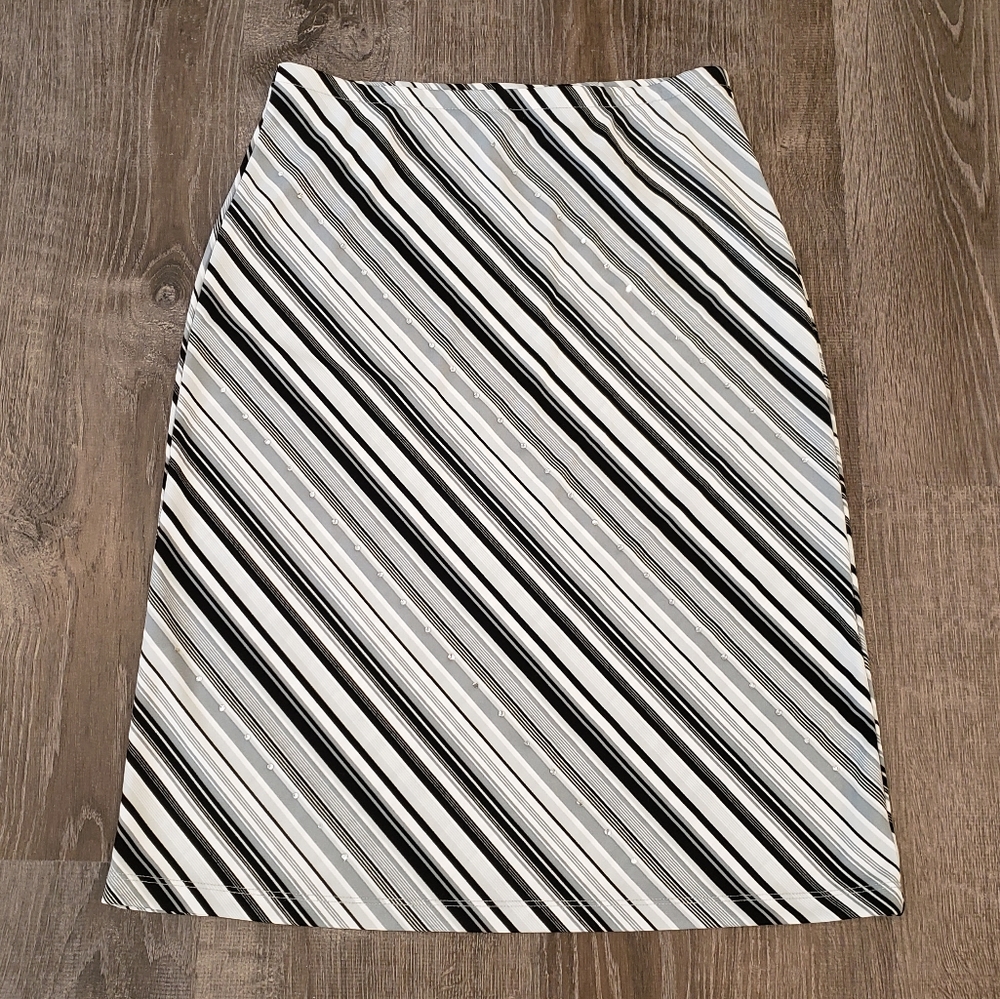 Express striped skirt black white size xs